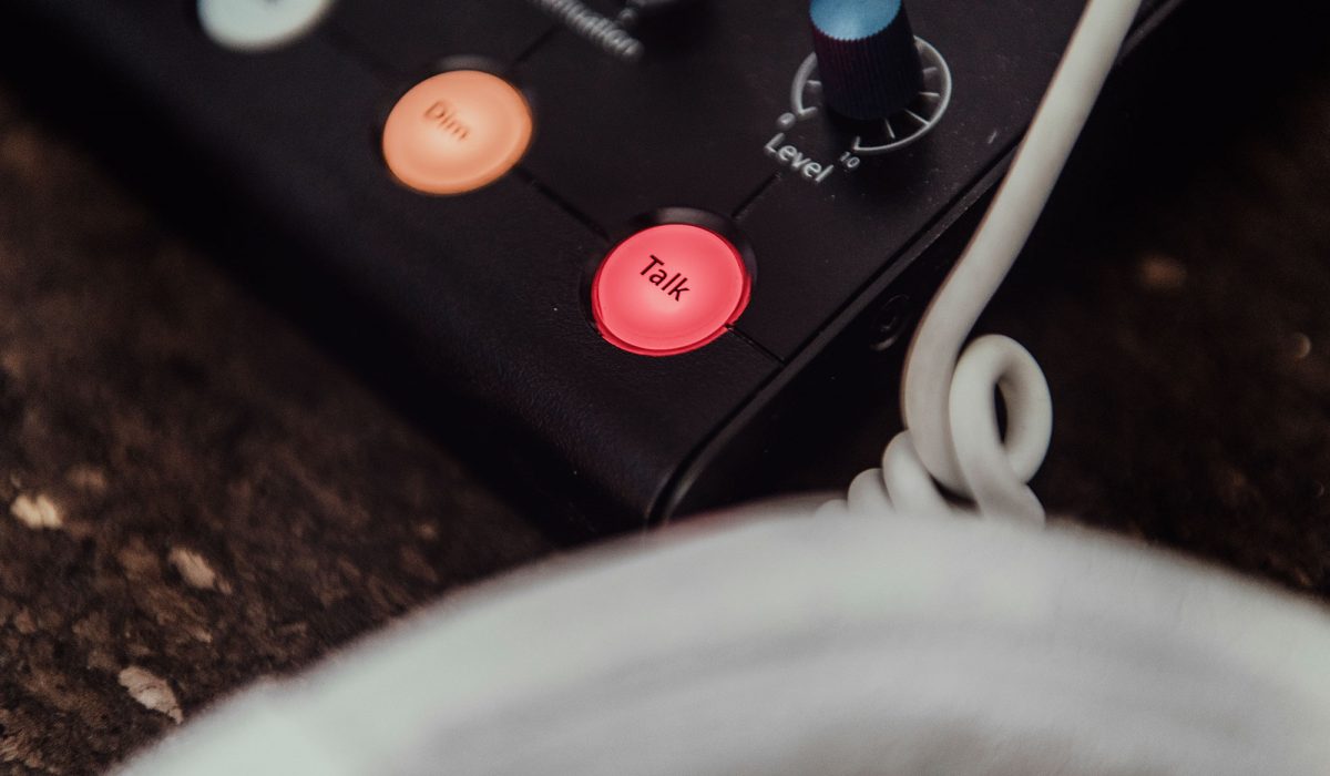 ljudproduktion-bild-på-ljudinspelningsverktyg